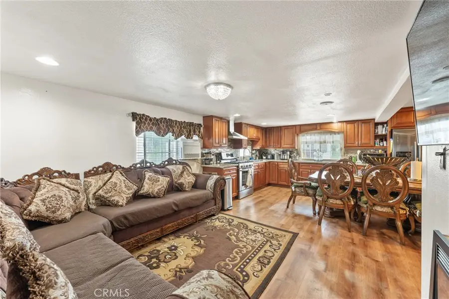 2865 W Rialto Avenue #17, Rialto, CA 92376 - Image #3