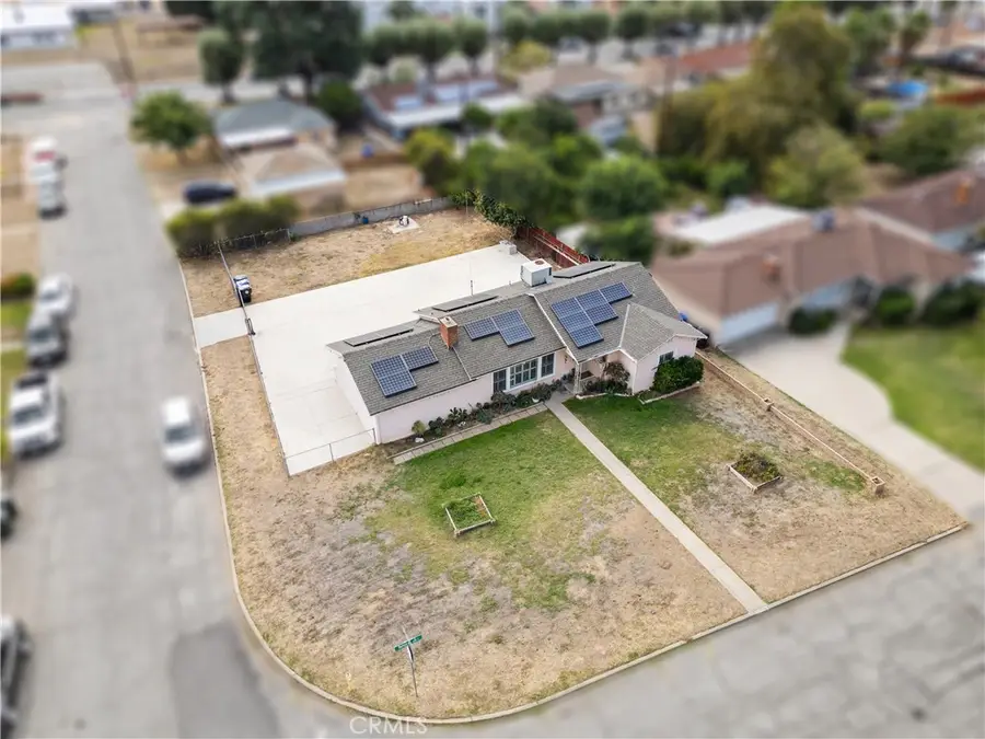 1555 Toluca Dr, San Bernardino, CA 92404 - Image #2