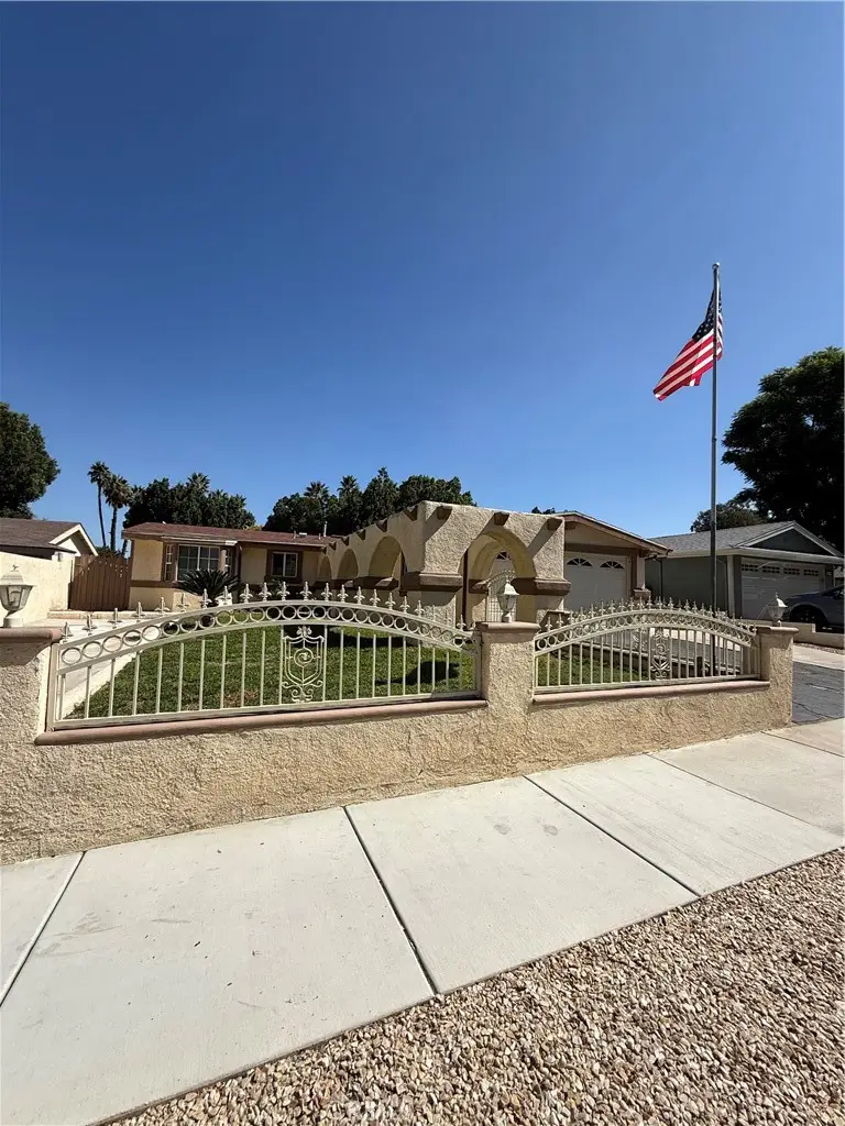 3461 Crownsworth, Corona, CA 92879 - Image #2