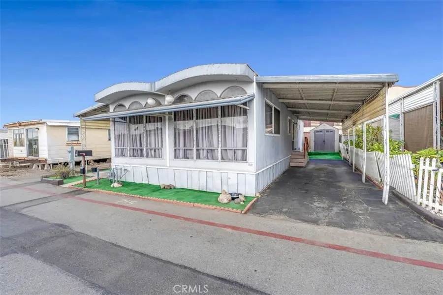 1045 N Azusa Avenue #215, Covina, CA 91722 - Image #2