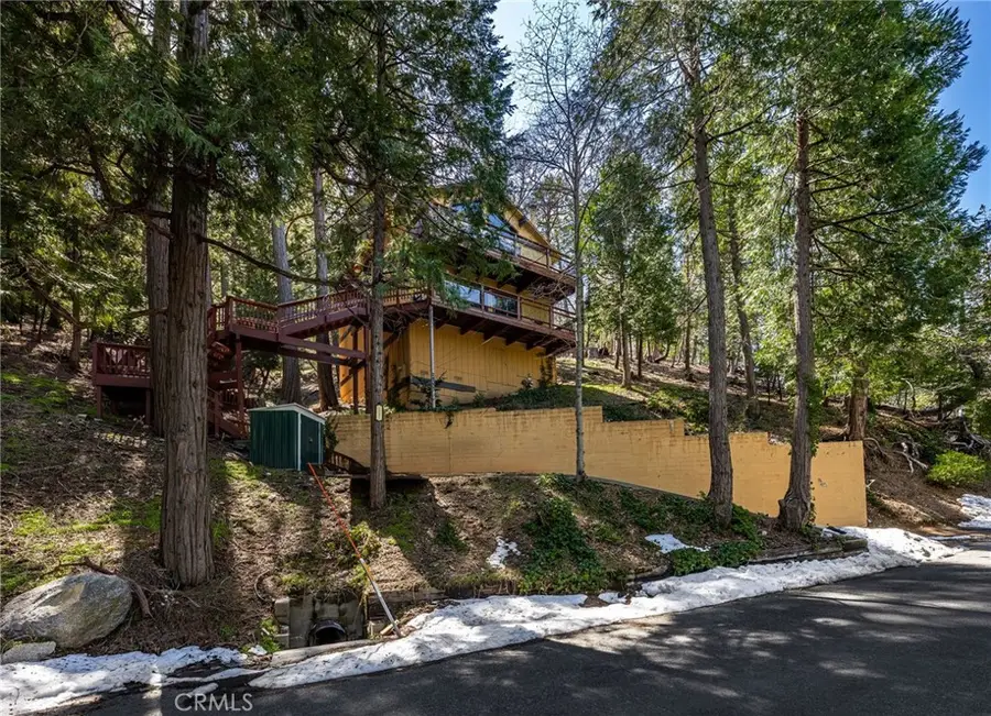 24333 Horst Drive, Crestline, CA 92325 - Image #2