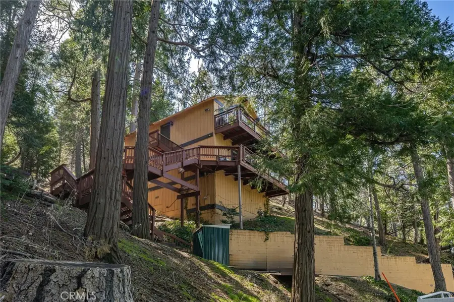24333 Horst Drive, Crestline, CA 92325 - Image #3