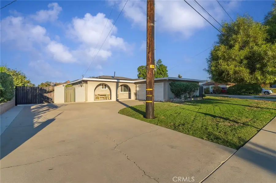 9646 Palmetto Avenue, Fontana, CA 92335 - Image #2