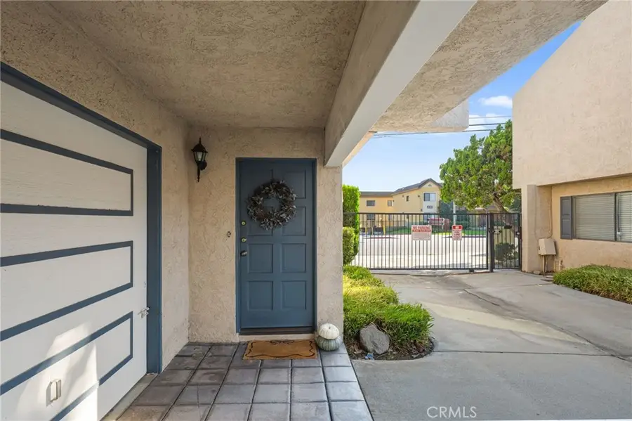 333 W Duarte Rd #A, Monrovia, CA 91016 - Image #2