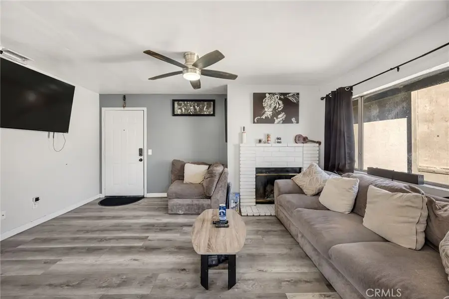 1251 S Meadow #116, Colton, CA 92324 - Image #3