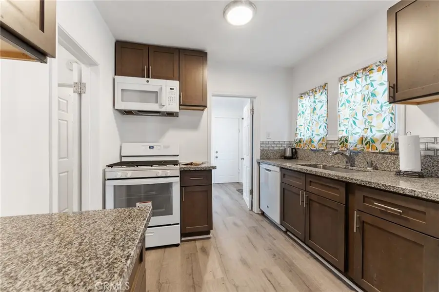 2416 W 70th, Los Angeles, CA 90043 - Image #2