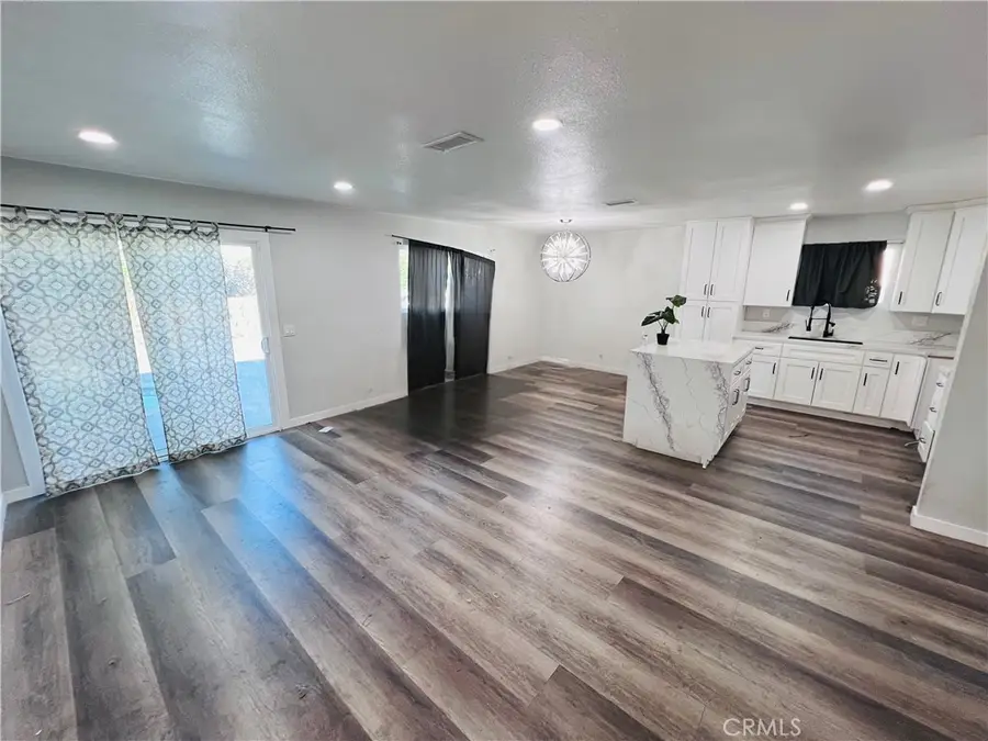 600 June Street, Rialto, CA 92376 - #2