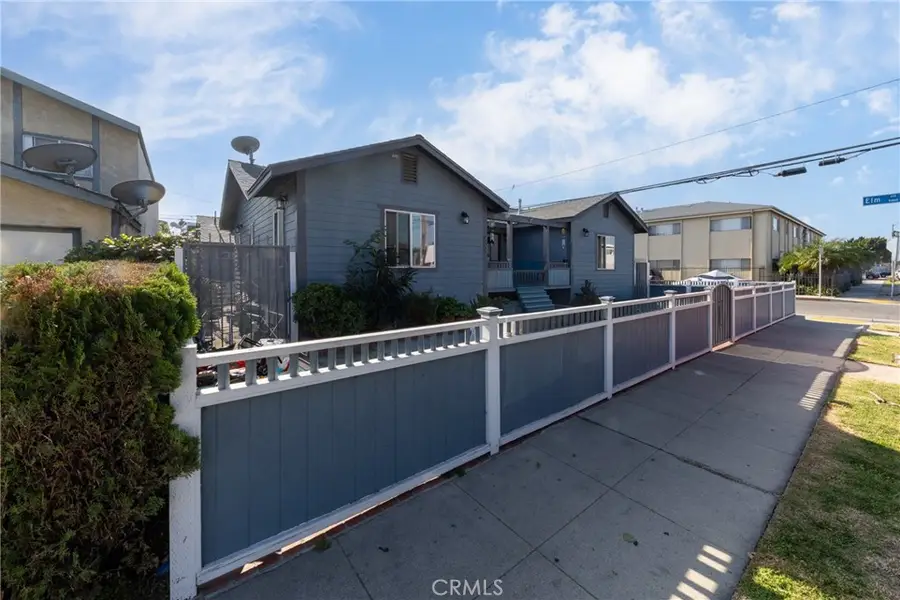 402 E Louise Street, Long Beach, CA 90805 - #3