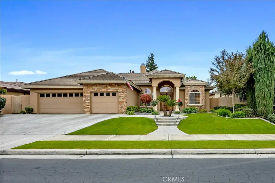 9905 Lightner Way, Bakersfield, CA 93311 - Image #2