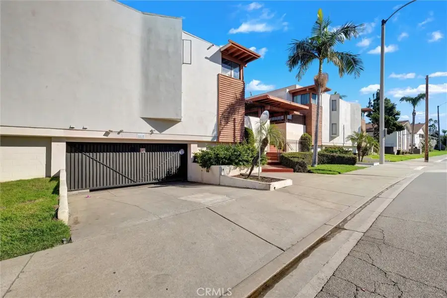7033 Stewart And Gray Road #24, Downey, CA 90241 - #3