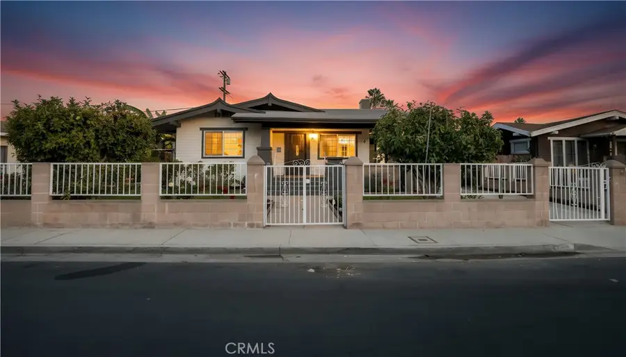 748 N Kenmore, Los Angeles, CA 90029 - Image #2