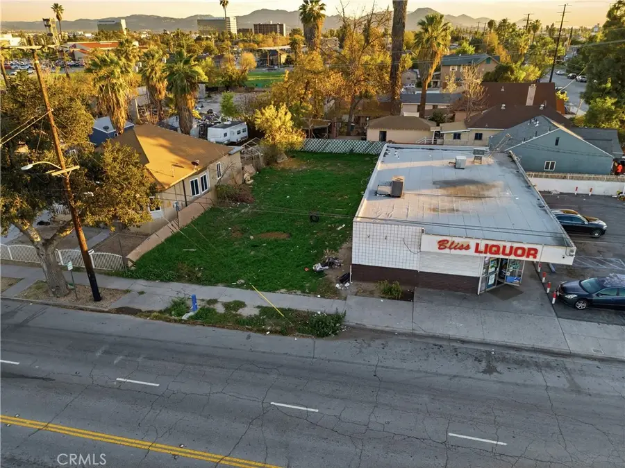 687 W 9th, San Bernardino, CA 92410 - #2