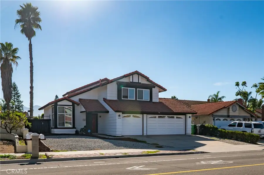1454 Cresta, Corona, CA 92879 - #3