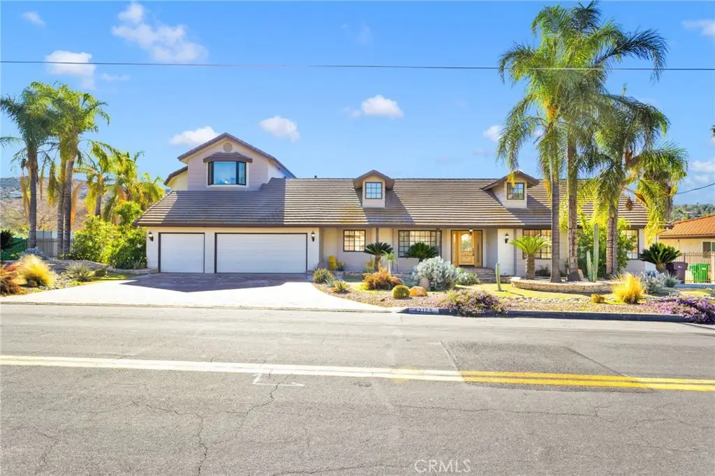 42125 Crest Drive, Hemet, CA 92544 - #1