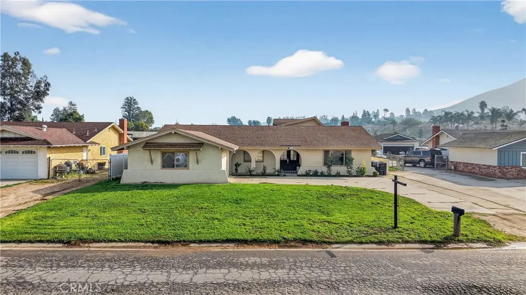 4949 California Avenue, Norco, CA 92860 - #1