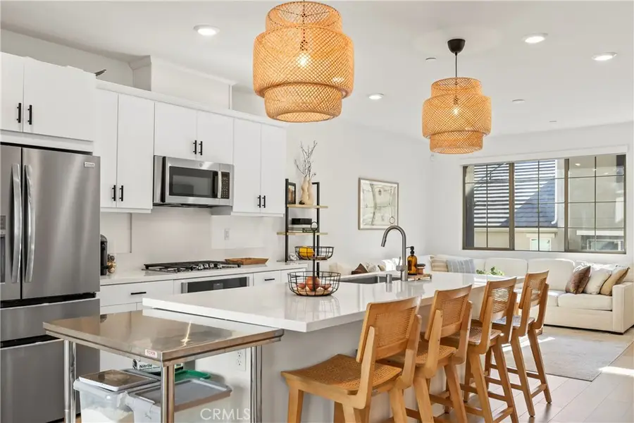 2142 Emerald Grotto, Upland, CA 91786 - #3