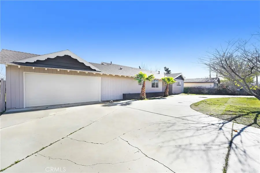 38520 12th E, Palmdale, CA 93550 - #3