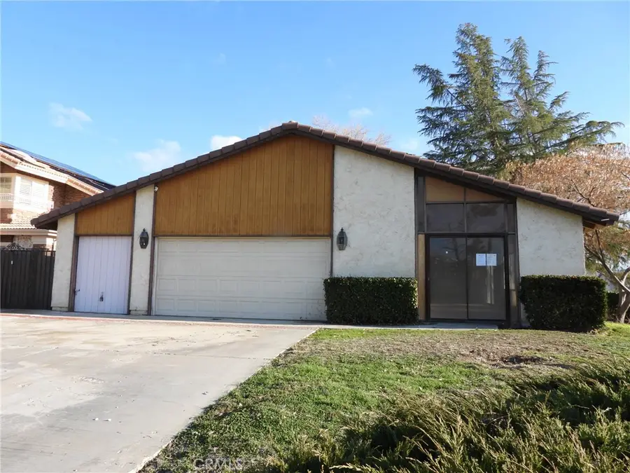 13665 Driftwood, Victorville, CA 92395 - #2