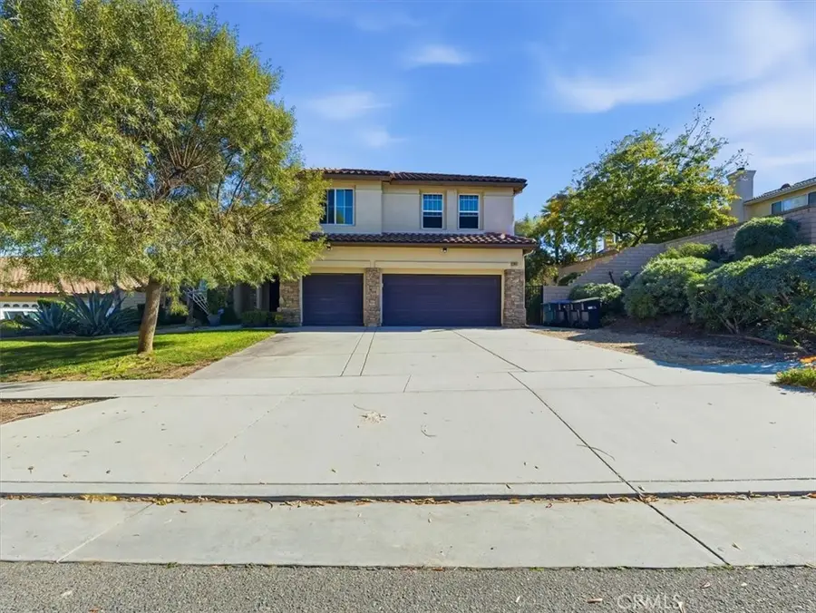 2947 Gilbert Avenue, Corona, CA 92881 - #2