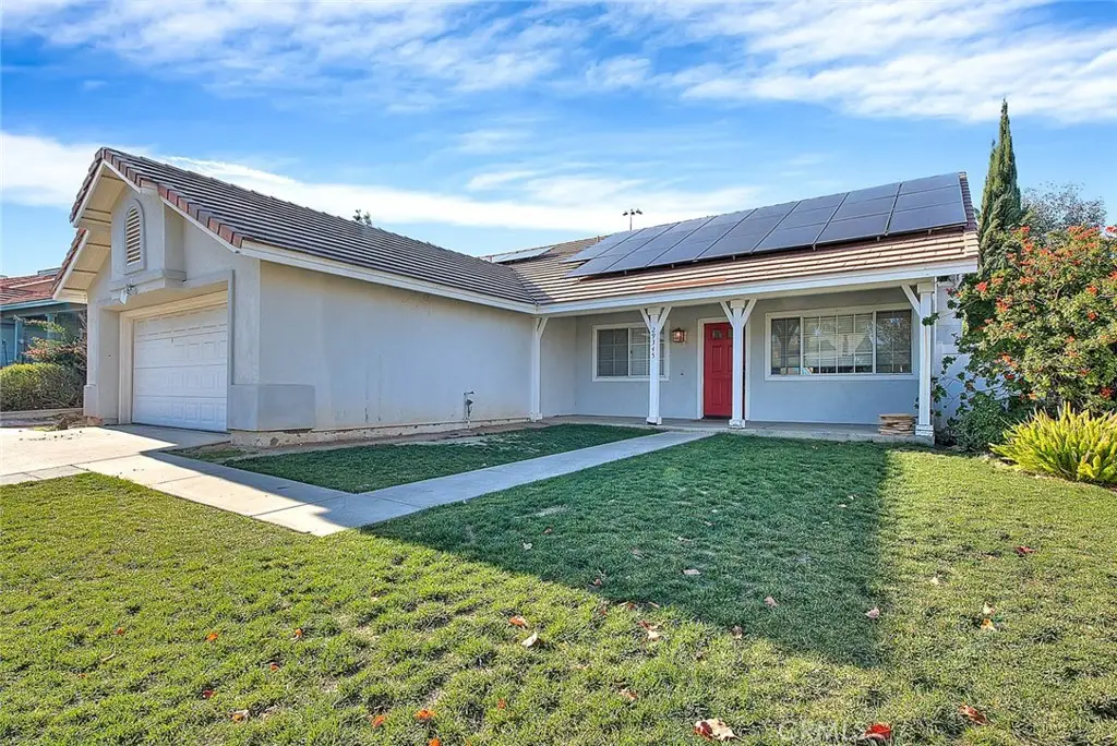 29345 Breakwater, Lake Elsinore, CA 92530 - #1