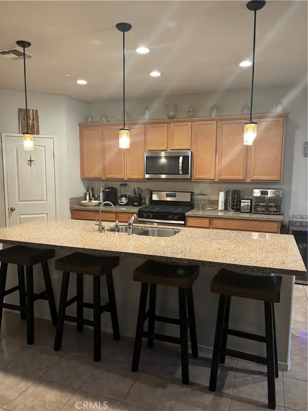 1102 Moraga Avenue, Perris, CA 92571