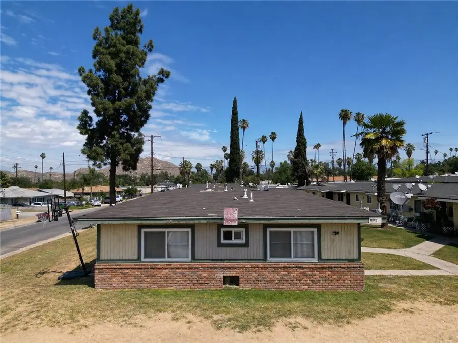 1195 W Spring Street, Riverside, CA 92507 - #2