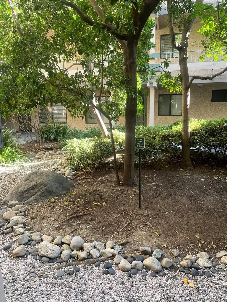 4141 Via Marisol, Los Angeles, CA 90042 - #2