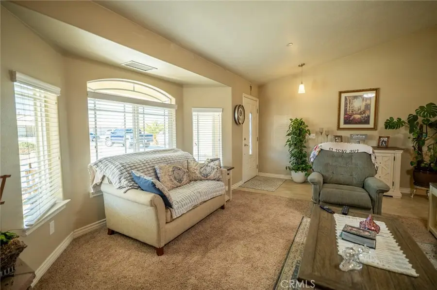 7653 Montrose, Hesperia, CA 92345 - #3