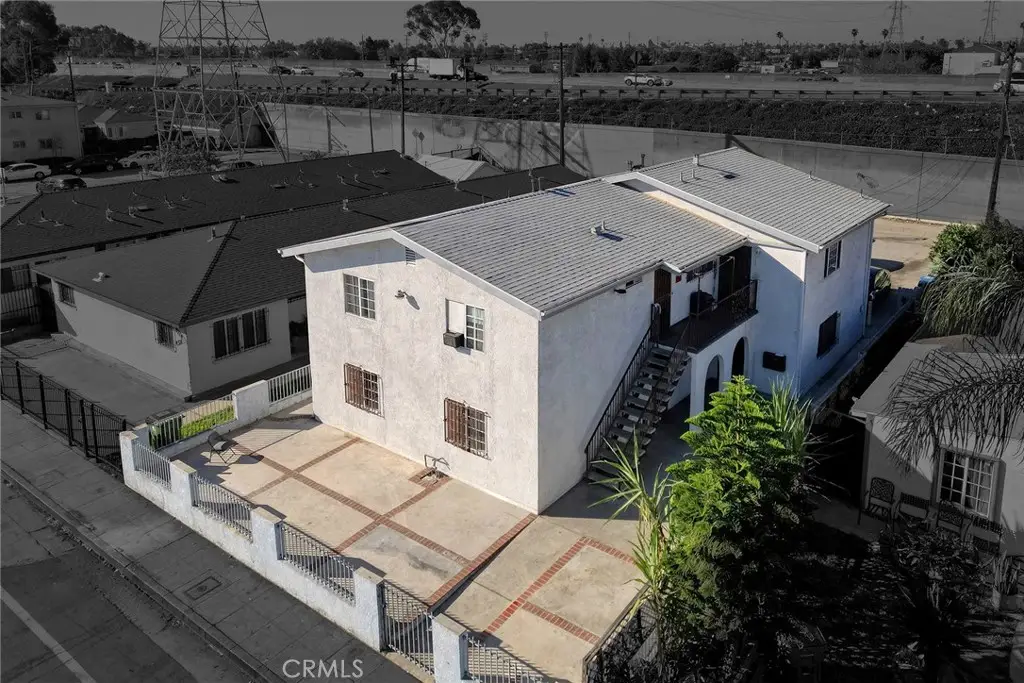 9715 S Broadway, Los Angeles, CA 90003 - Image #1