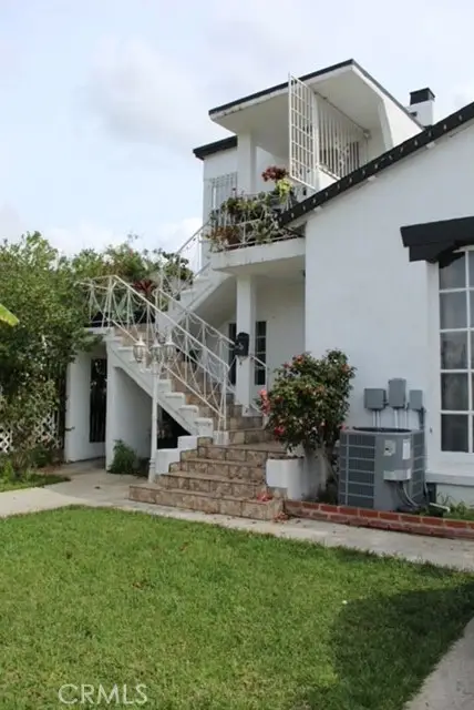 2546 S Bronson, Los Angeles, CA 90018