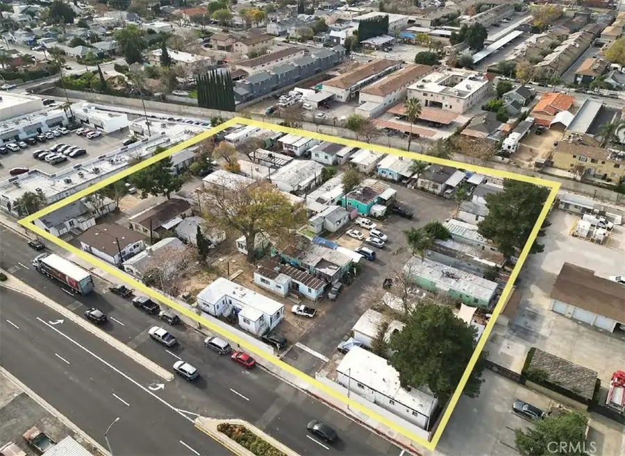 24833 Railroad, Newhall, CA 91321 - #2