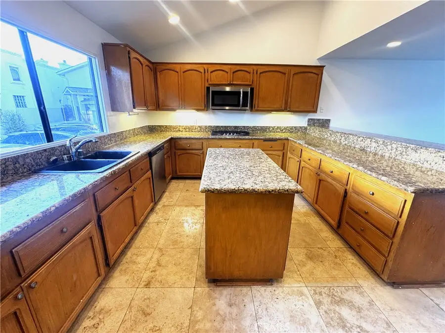 4226 Don Carlos Drive, Los Angeles, CA 90008 - #2