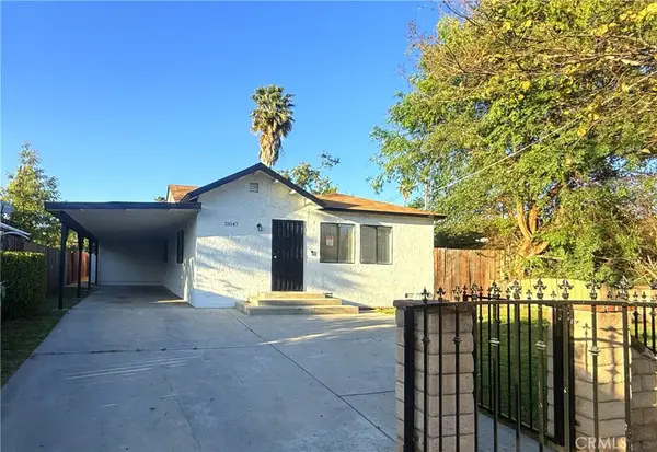 21047 Runnymede Street, Canoga Park, CA 91303