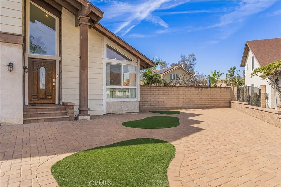 2410 S Sandpiper, Ontario, CA 91761 - #3