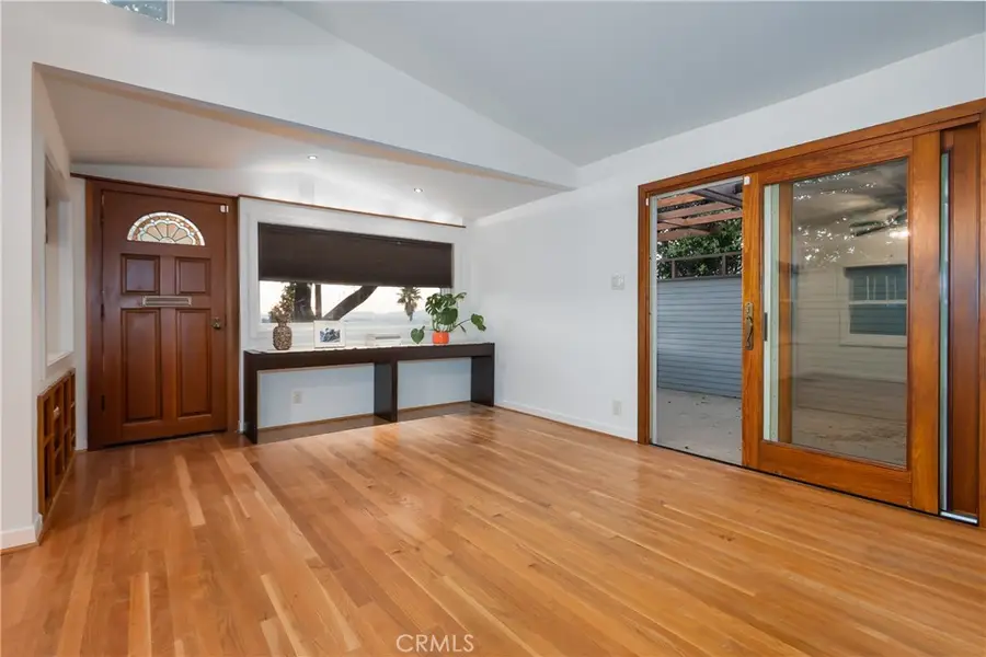 11064 Plainview, Tujunga, CA 91042 - #2