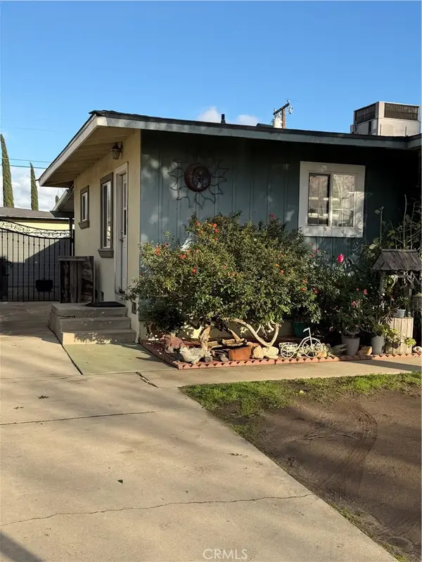 451 N Oakdale, Rialto, CA 92376