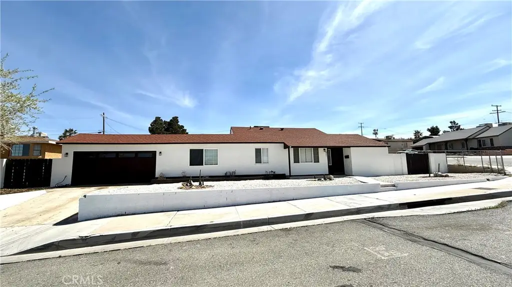 821 Caliente, Barstow, CA 92311 - #1