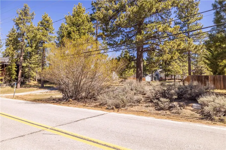 351 Edgemoor, Big Bear Lake, CA 92315 - #2