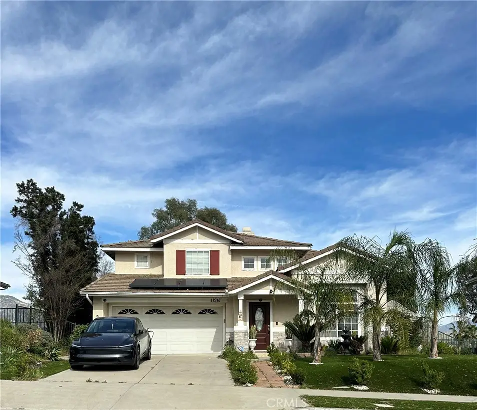 11918 Edgecliff, Sylmar, CA 91342 - #1