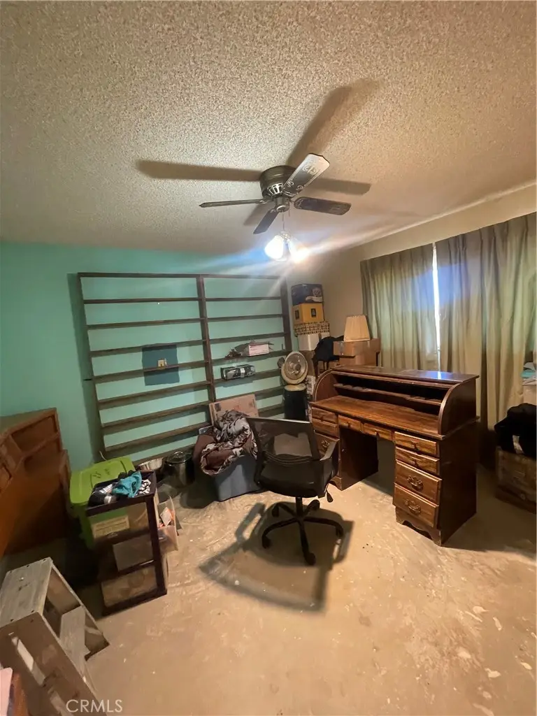 36363 Serra, Hinkley, CA 92347 - #3
