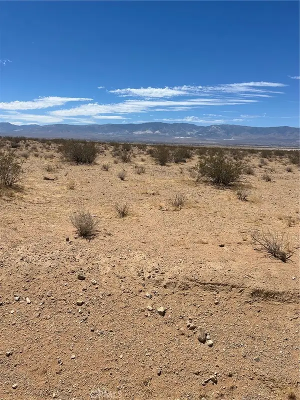 0 Dale Evans Parkway, Apple Valley, CA 92307
