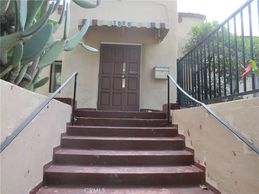 3000 Cazador, Los Angeles, CA 90065 - #2