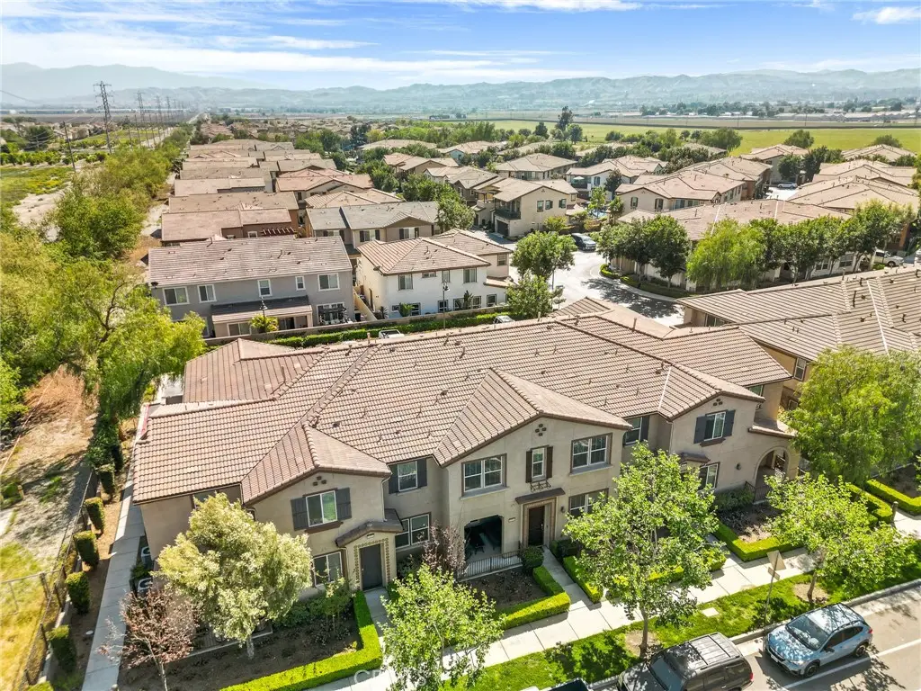 6081 Satterfield Way, Chino, CA 91710 - #1