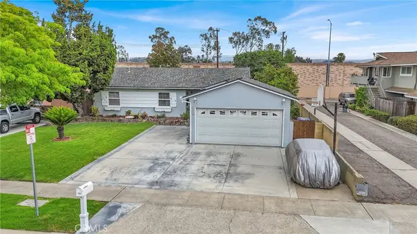 2501 Deodar St, Santa Ana, CA 92705