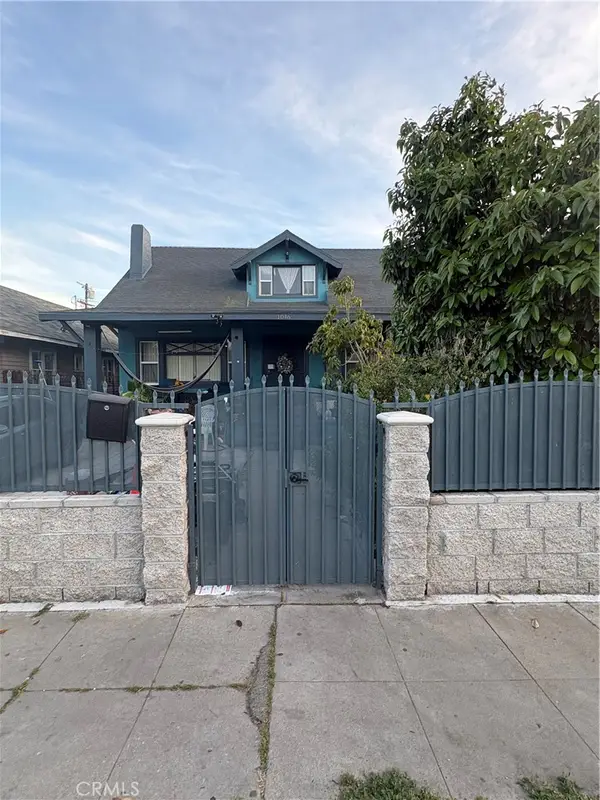 1046 W 49th, Los Angeles, CA 90037
