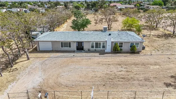 9047 10th, Hesperia, CA 92345