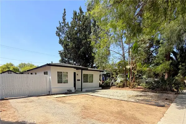 3190 Estado Street, Pasadena, CA 91107