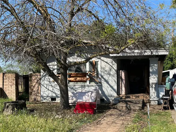 805 S Court Street, Visalia, CA 93277