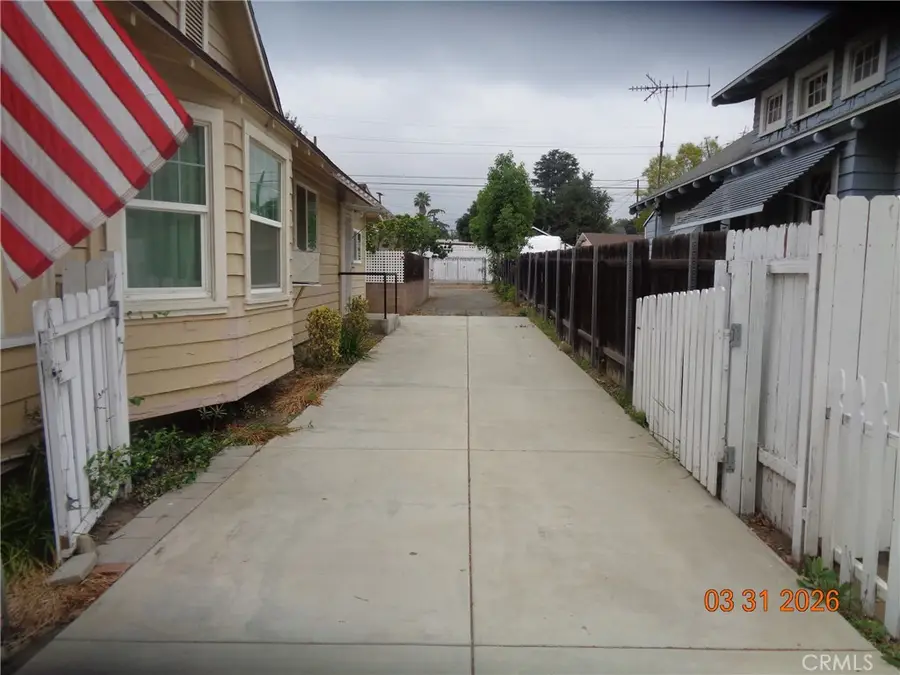 723 E 9th Street, Upland, CA 91786 - #3