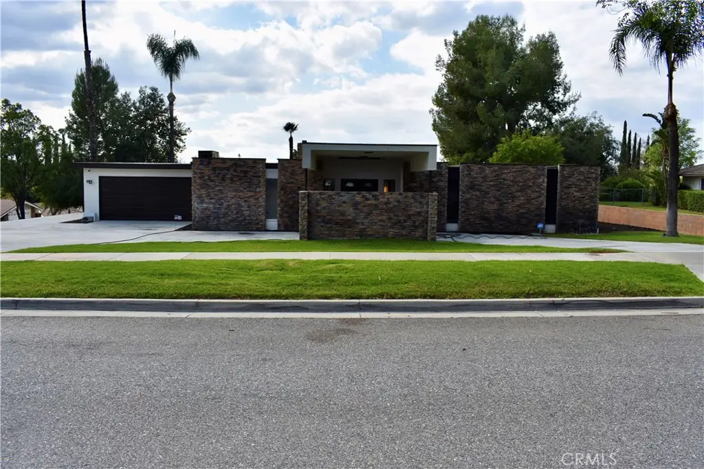 1156 Lyndhurst Drive, Riverside, CA 92507 - #1